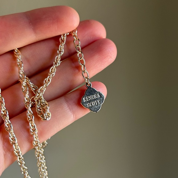 Kendra Scott Rayne Gold Pendant Fringe Necklace Crackle - Picture 4 of 4